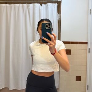 cropped white tee shirt